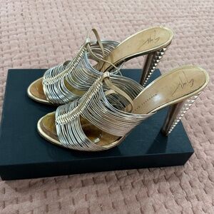 Giuseppe Zanotti Mirror in rose gold